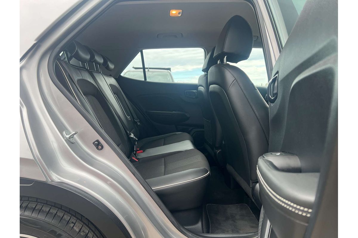 2023 Hyundai Venue Active QX.V5