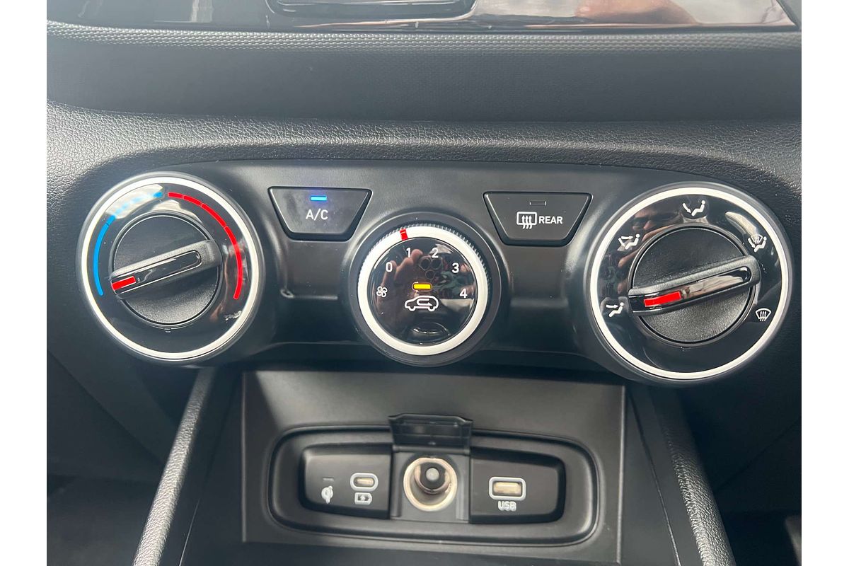2023 Hyundai Venue Active QX.V5