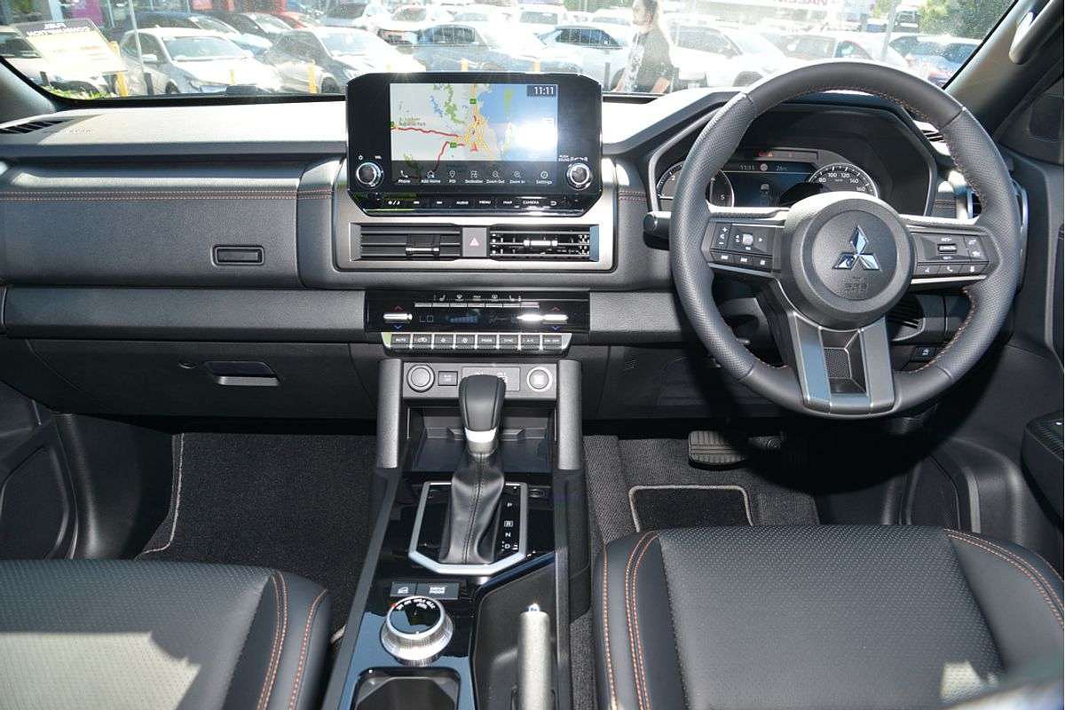 2025 Mitsubishi Triton GSR MV 4X4