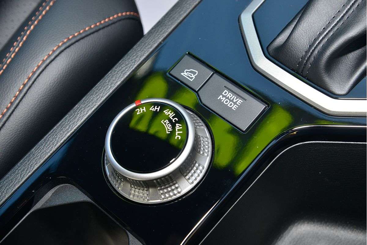 2025 Mitsubishi Triton GSR MV 4X4