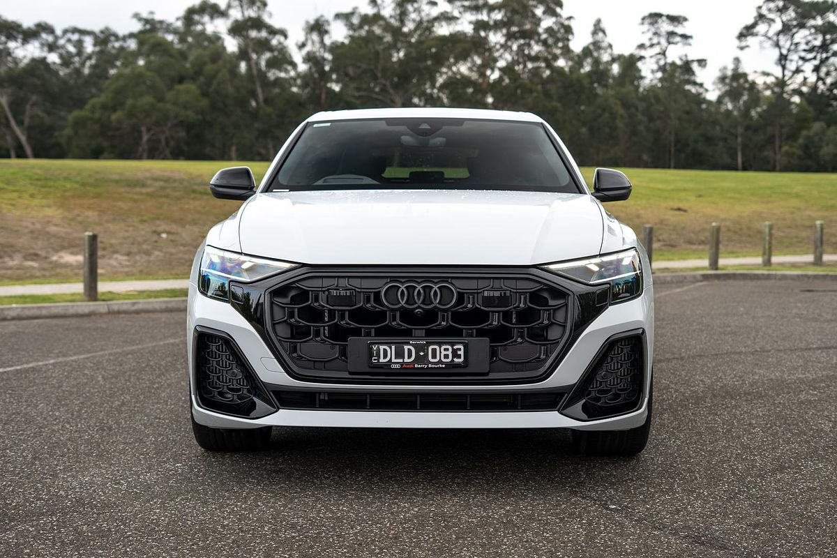 2025 Audi SQ8 TFSI F1