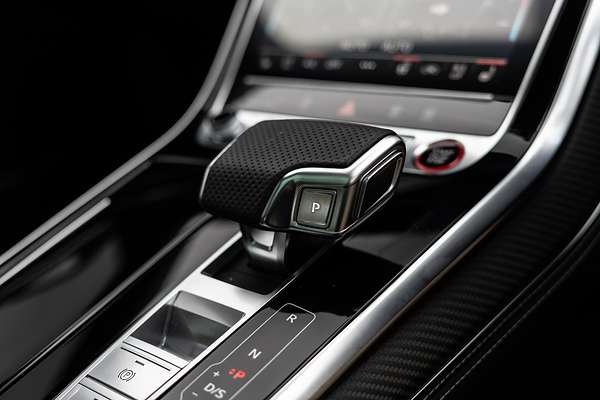 2025 Audi SQ8 TFSI F1