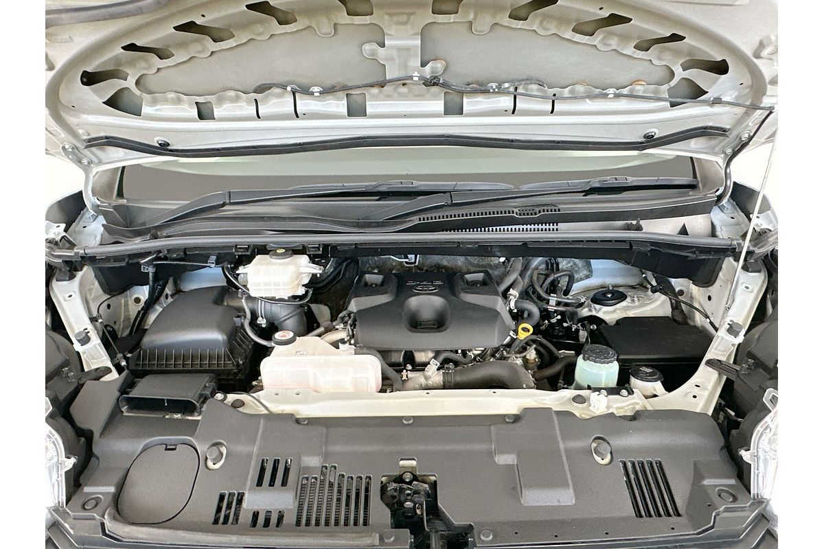 2021 Toyota Hiace GDH300R LWB