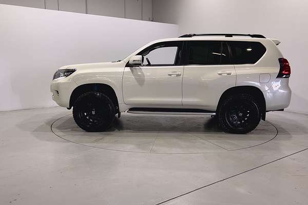 2023 Toyota Landcruiser Prado VX GDJ150R