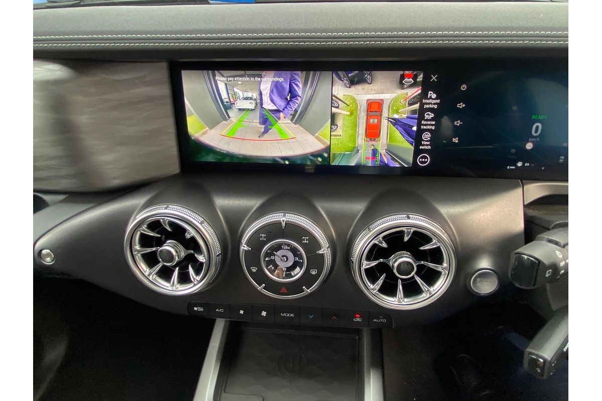 2023 GWM Tank 300 Ultra Hybrid P01