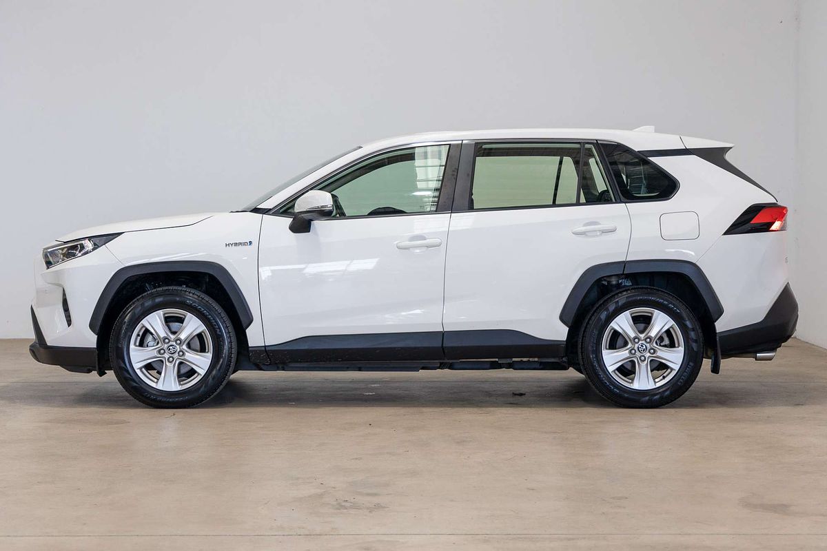 2020 Toyota RAV4 GX AXAH54R