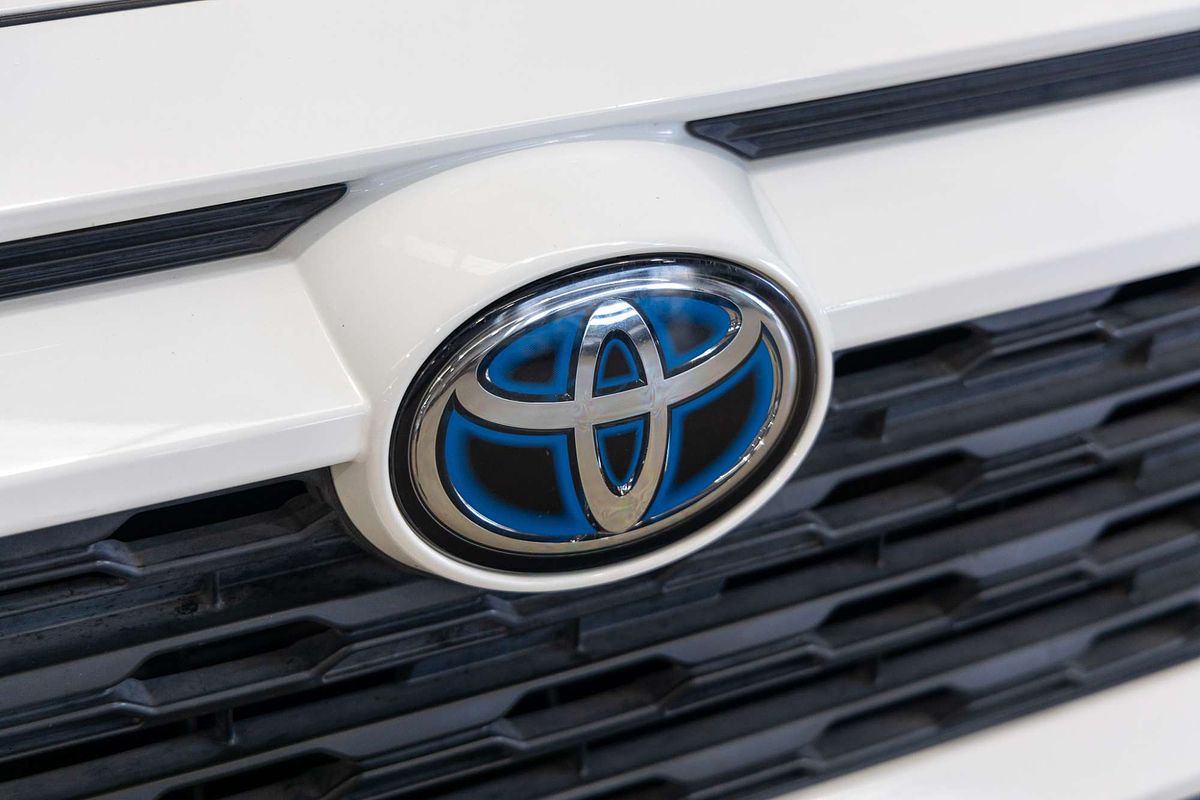 2020 Toyota RAV4 GX AXAH54R