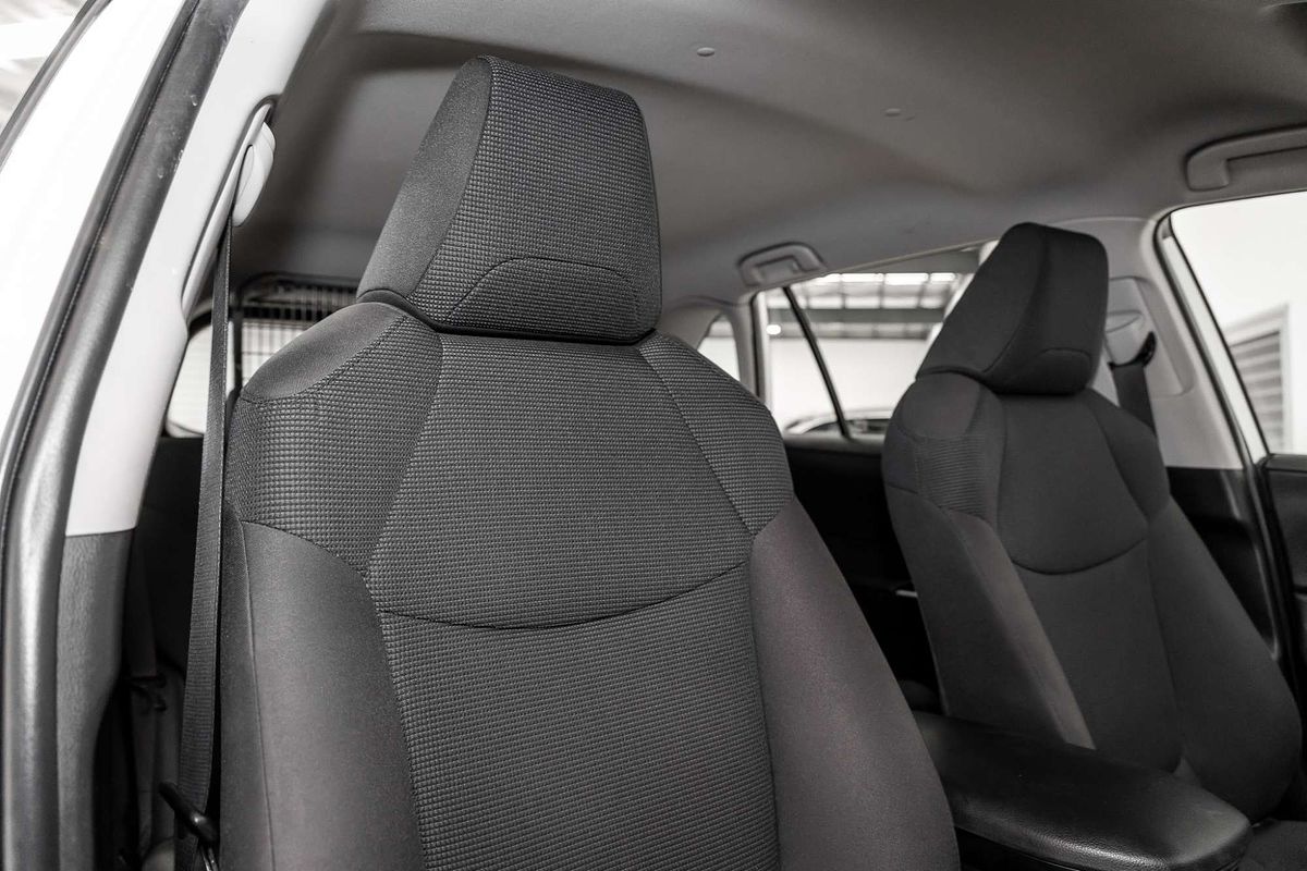 2020 Toyota RAV4 GX AXAH54R