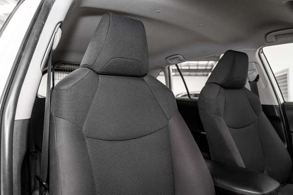 2020 Toyota RAV4 GX AXAH54R