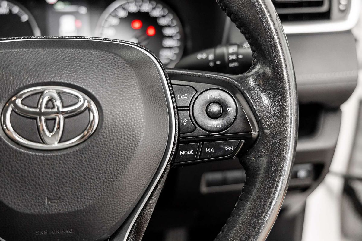 2020 Toyota RAV4 GX AXAH54R