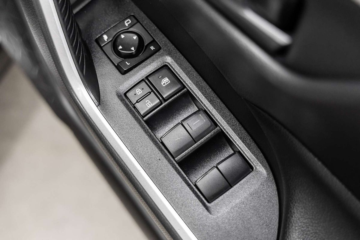 2020 Toyota RAV4 GX AXAH54R