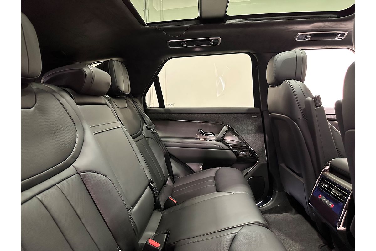 2025 Land Rover Range Rover Sport P360 Dynamic SE L461