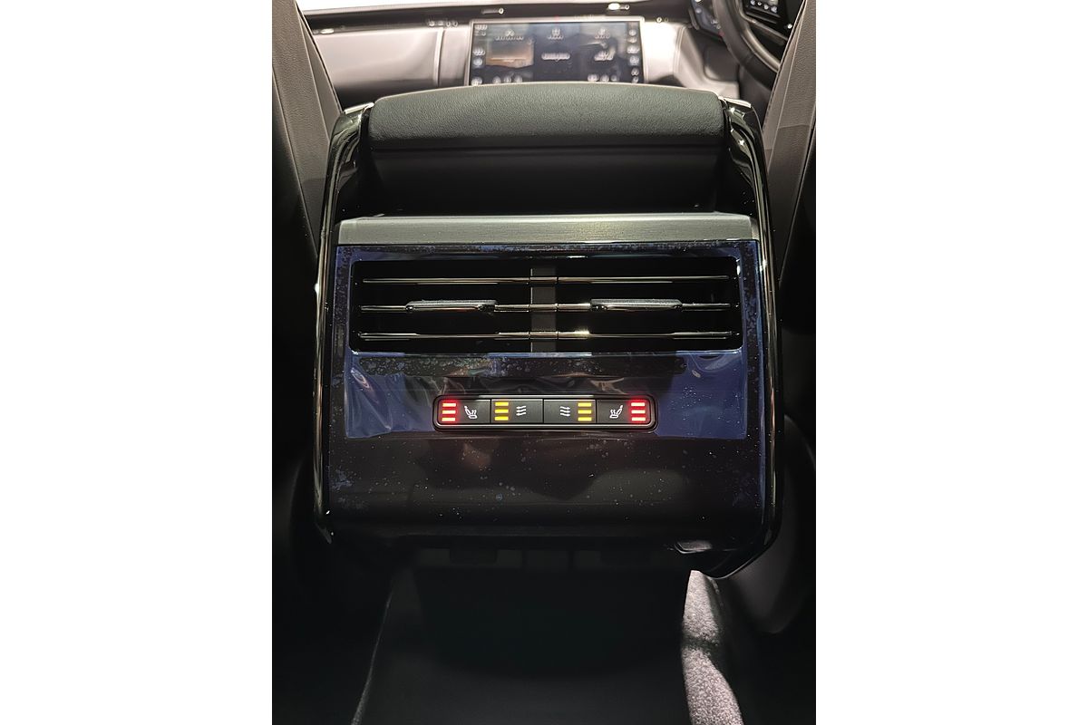 2025 Land Rover Range Rover Sport P360 Dynamic SE L461