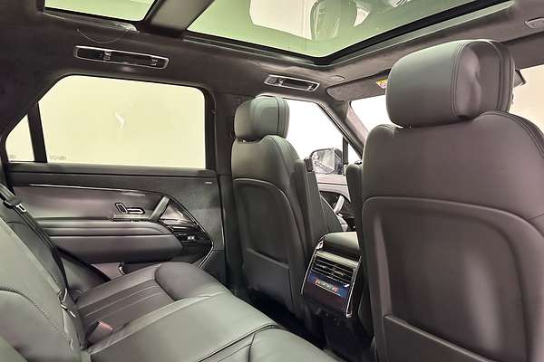 2025 Land Rover Range Rover Sport P360 Dynamic SE L461