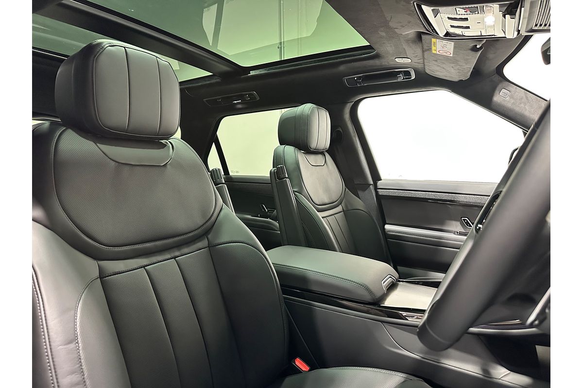 2025 Land Rover Range Rover Sport P360 Dynamic SE L461