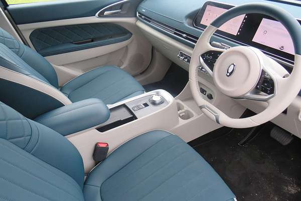 2025 GWM Ora Standard Range ES11