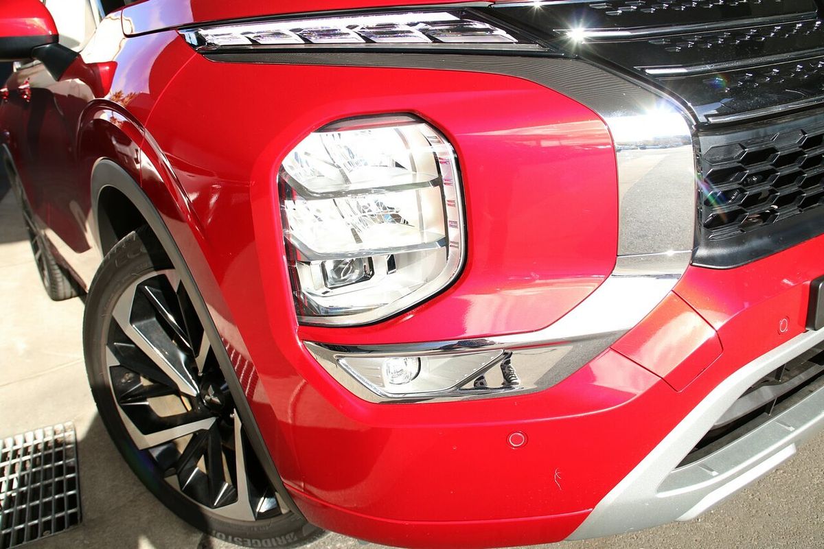 2023 Mitsubishi Outlander Exceed ZM