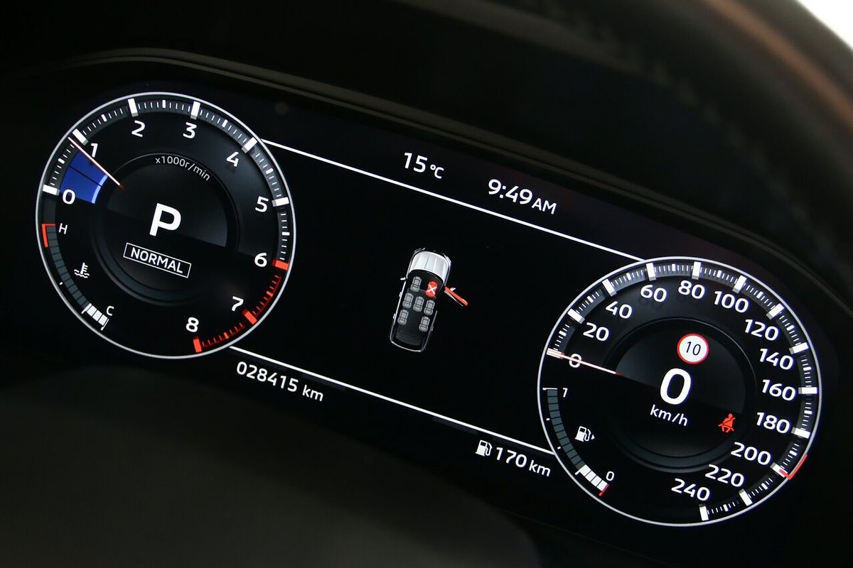 2023 Mitsubishi Outlander Exceed ZM