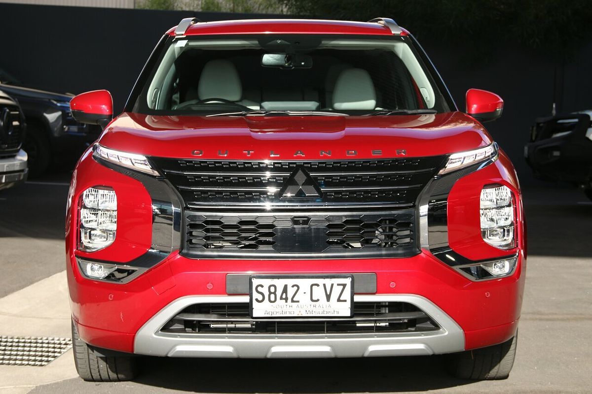 2023 Mitsubishi Outlander Exceed ZM