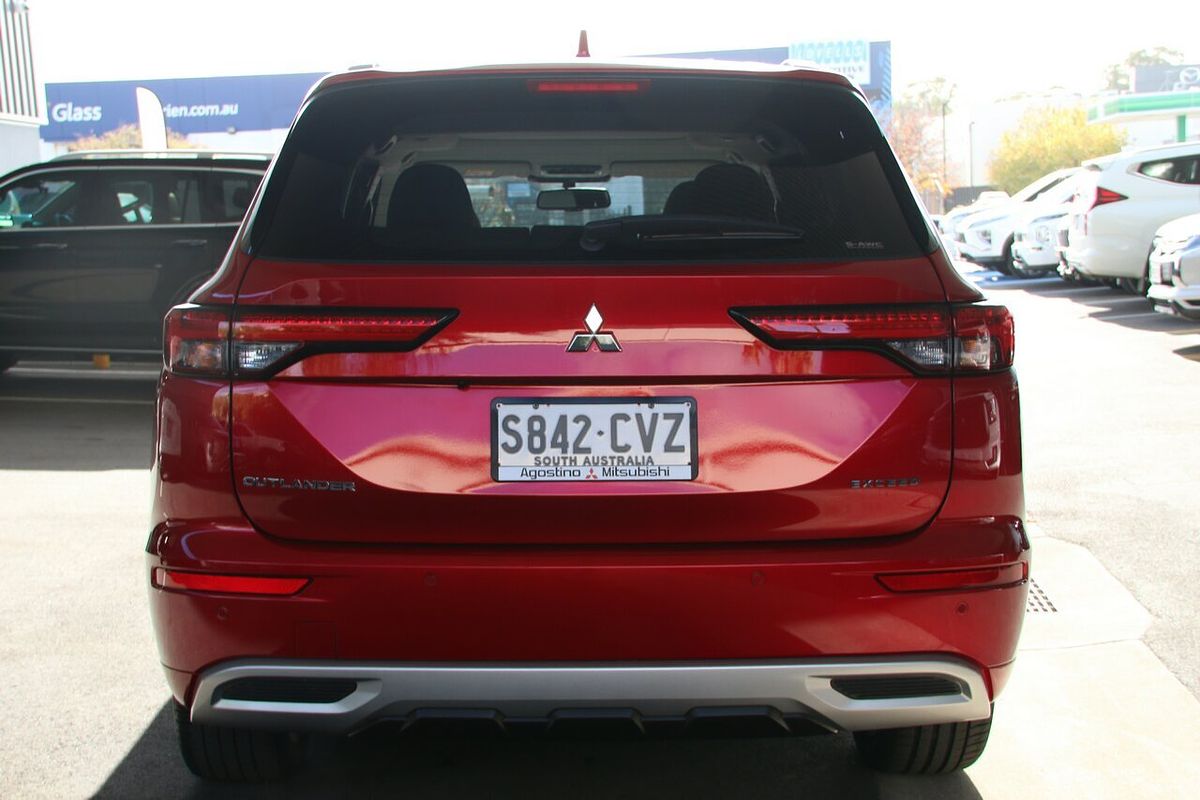 2023 Mitsubishi Outlander Exceed ZM