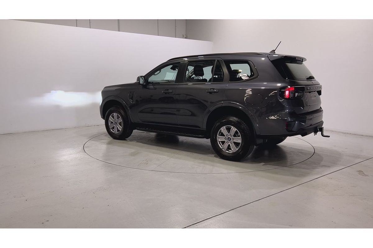 2024 Ford Everest Ambiente 2.0L