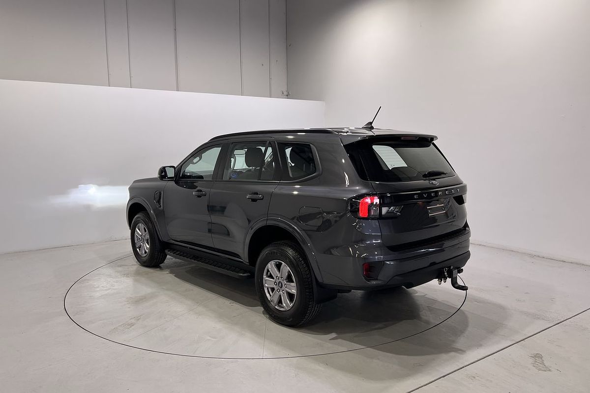 2024 Ford Everest Ambiente 2.0L