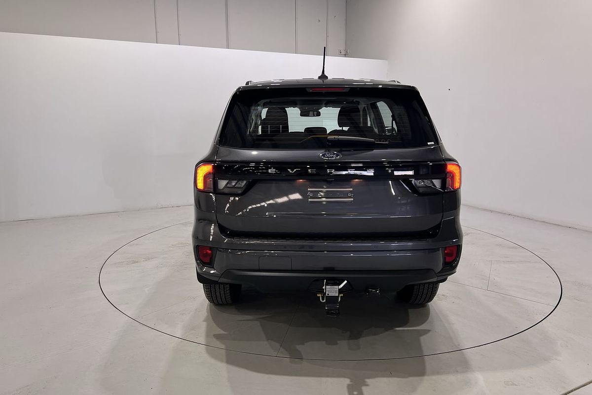 2024 Ford Everest Ambiente 2.0L