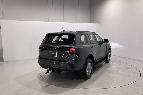 2024 Ford Everest Ambiente 2.0L