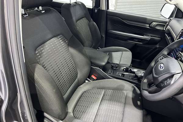 2024 Ford Everest Ambiente 2.0L