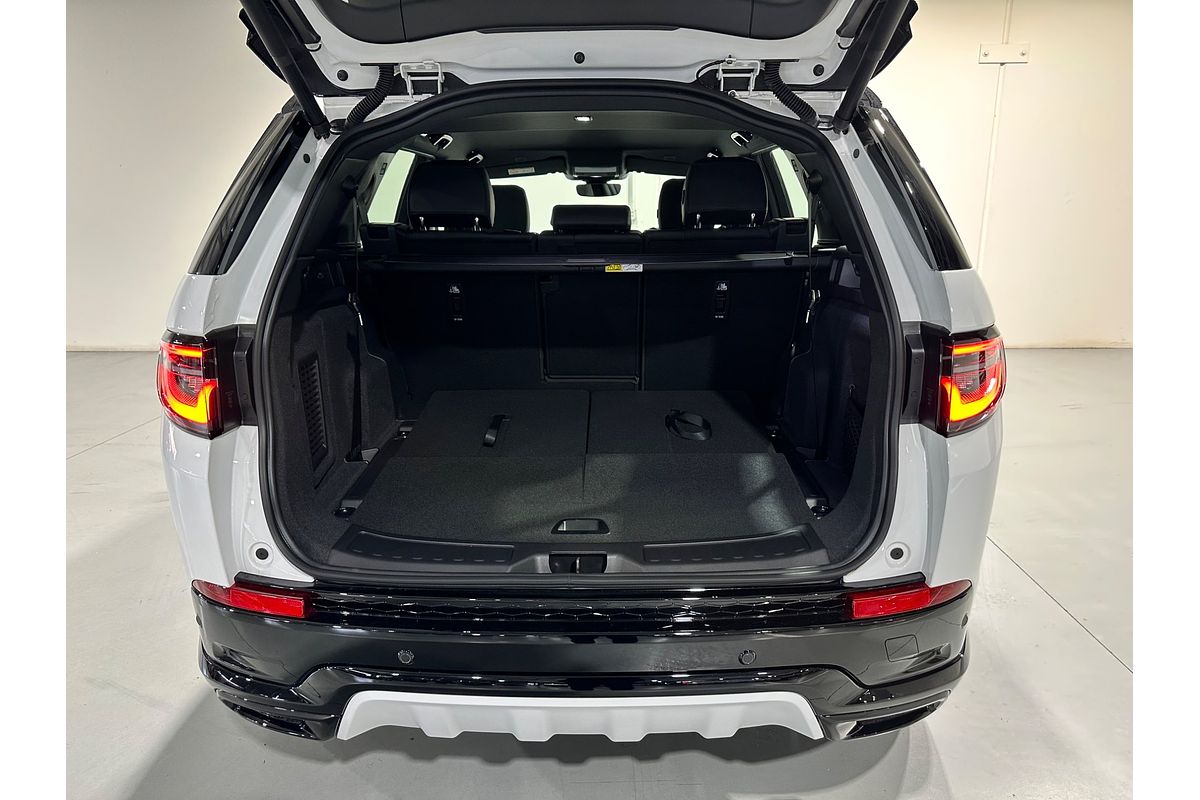2025 Land Rover Discovery Sport P250 Dynamic SE L550