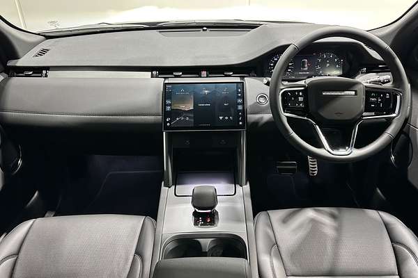 2025 Land Rover Discovery Sport P250 Dynamic SE L550