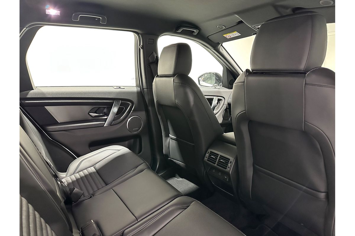 2025 Land Rover Discovery Sport P250 Dynamic SE L550