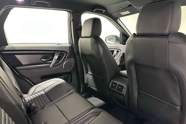 2025 Land Rover Discovery Sport P250 Dynamic SE L550