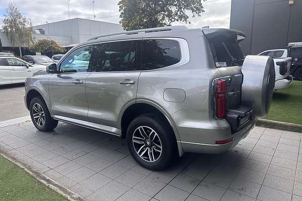 2024 GWM Tank 500 Ultra Hybrid P03