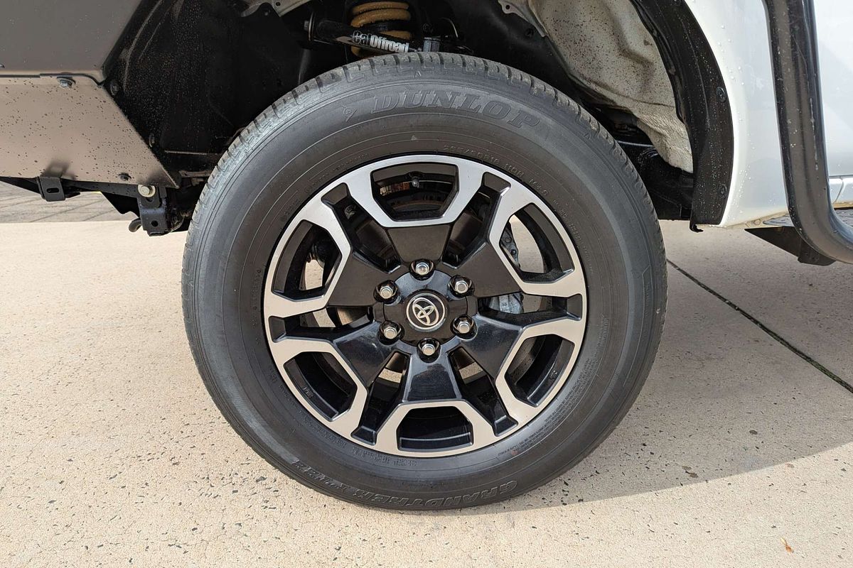 2022 Toyota Hilux SR5 GUN126R 4X4