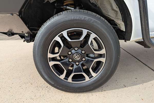 2022 Toyota Hilux SR5 GUN126R 4X4