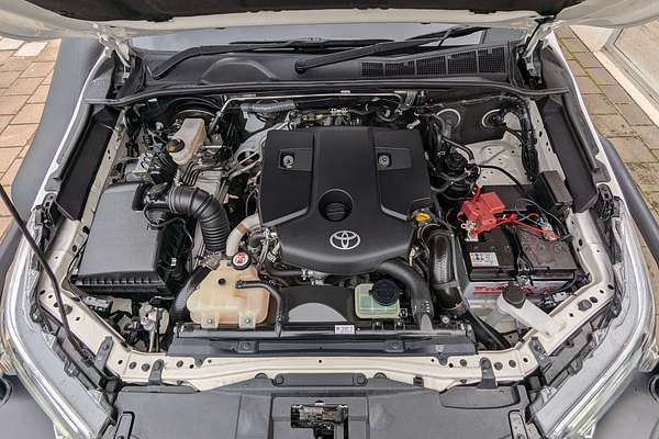 2022 Toyota Hilux SR5 GUN126R 4X4