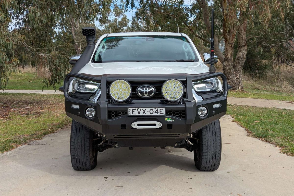 2022 Toyota Hilux SR5 GUN126R 4X4