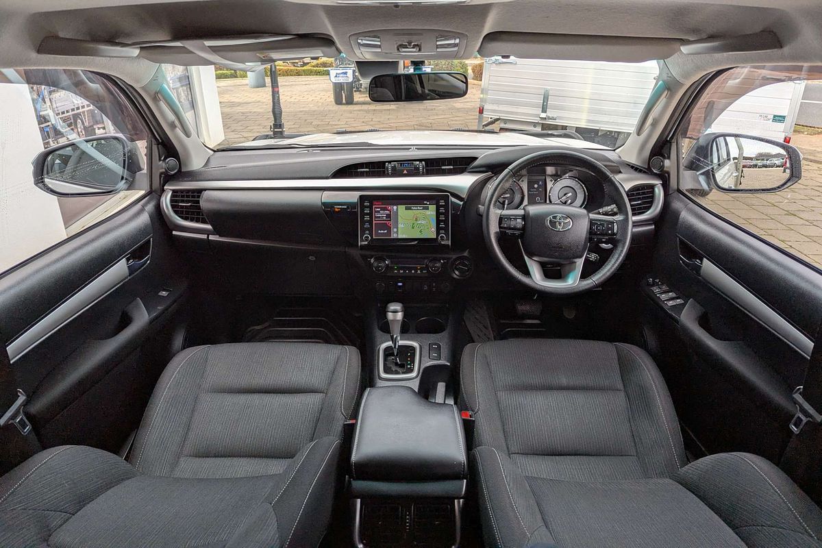 2022 Toyota Hilux SR5 GUN126R 4X4