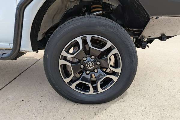 2022 Toyota Hilux SR5 GUN126R 4X4