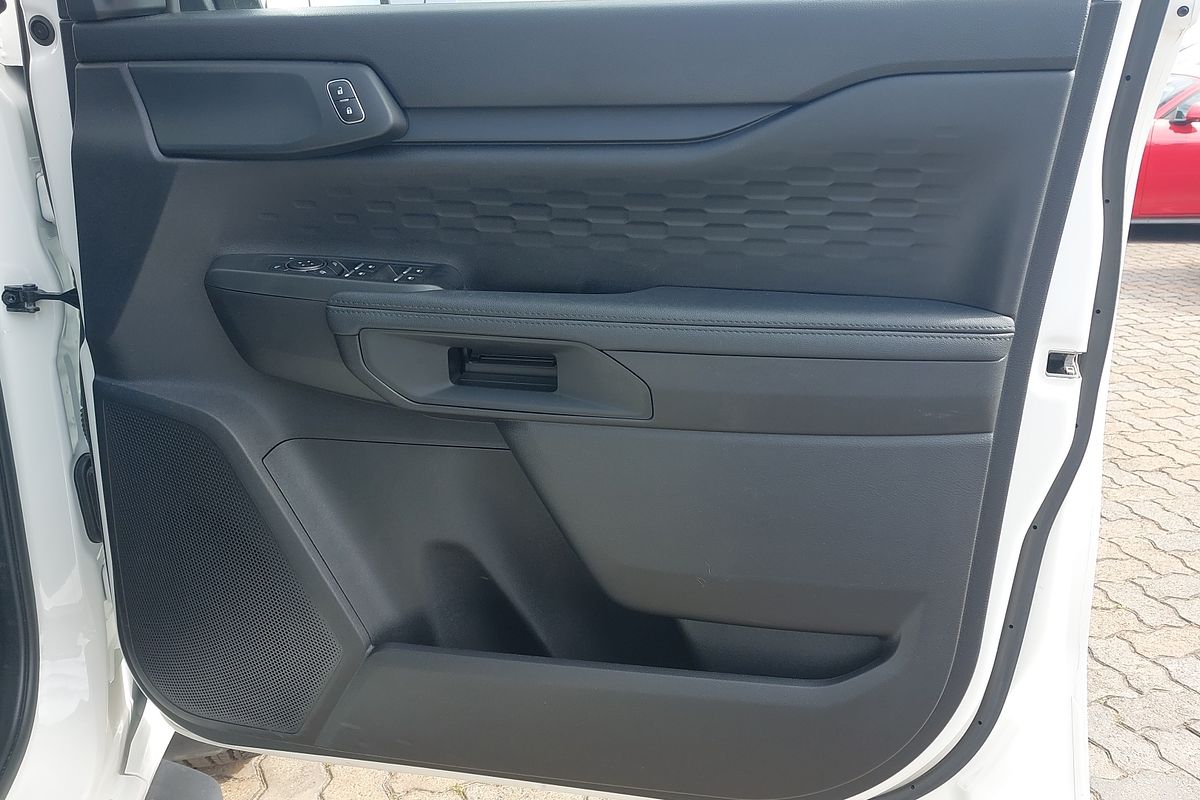 2024 Ford Everest Ambiente 2.0L