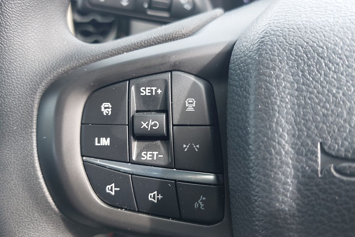 2024 Ford Everest Ambiente 2.0L