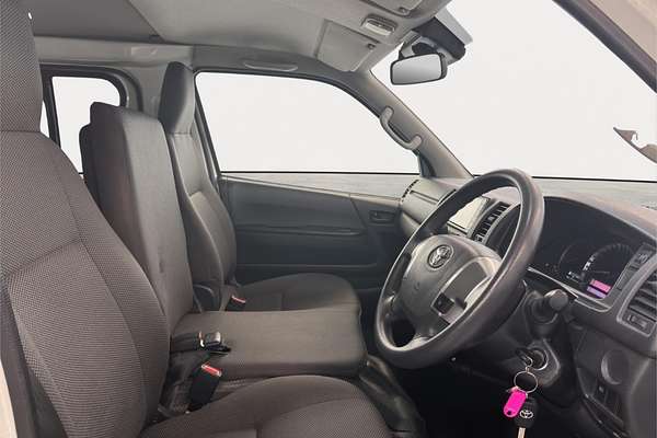 2019 Toyota Hiace DX TRH200