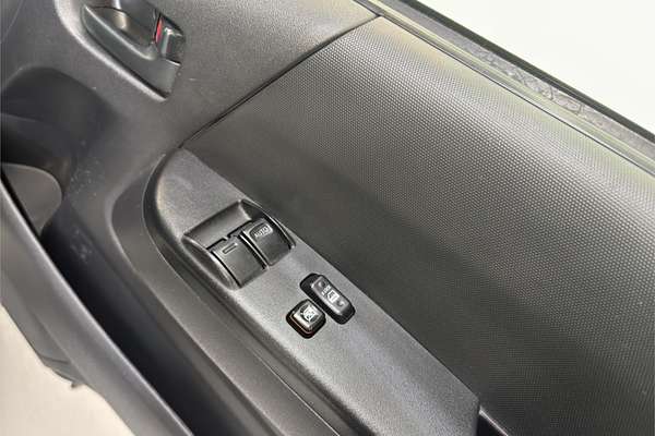 2019 Toyota Hiace DX TRH200