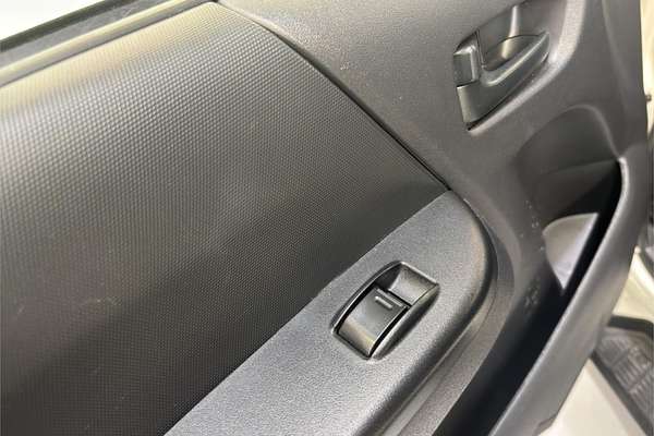 2019 Toyota Hiace DX TRH200