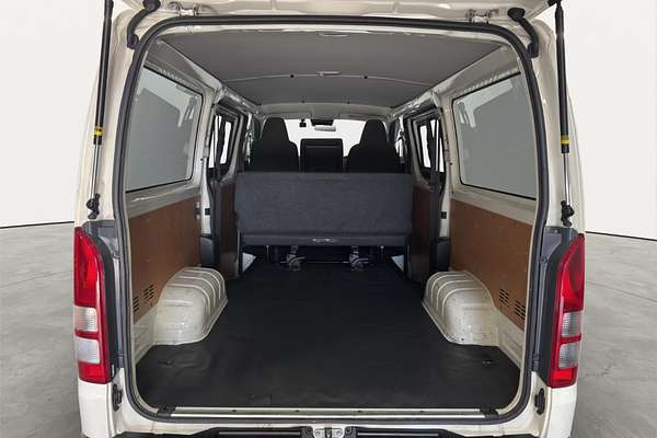 2019 Toyota Hiace DX TRH200