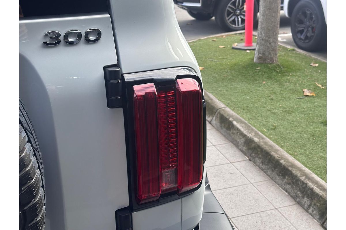 2023 GWM Tank 300 Ultra Hybrid P01
