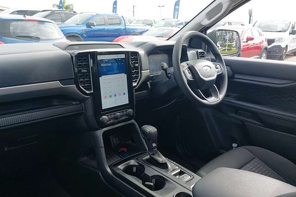2024 Ford Everest Ambiente 2.0L