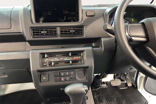 2025 Daihatsu Hijet S500