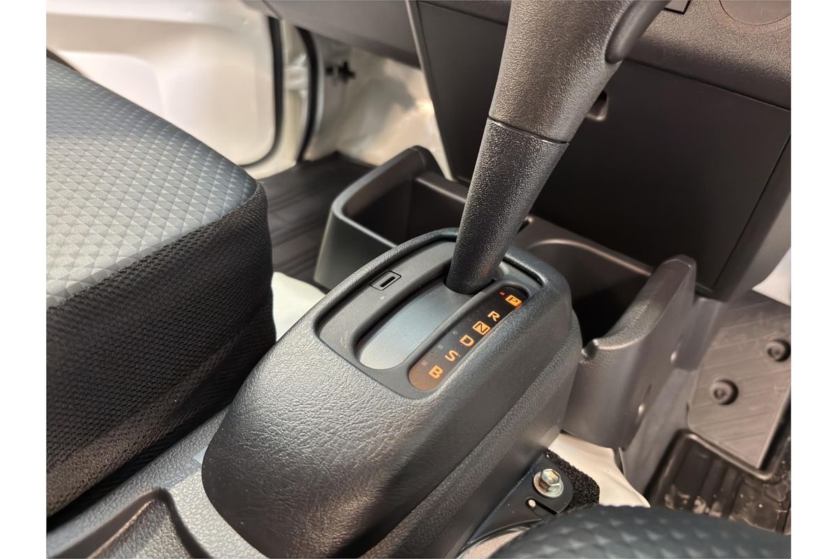 2025 Daihatsu Hijet S500